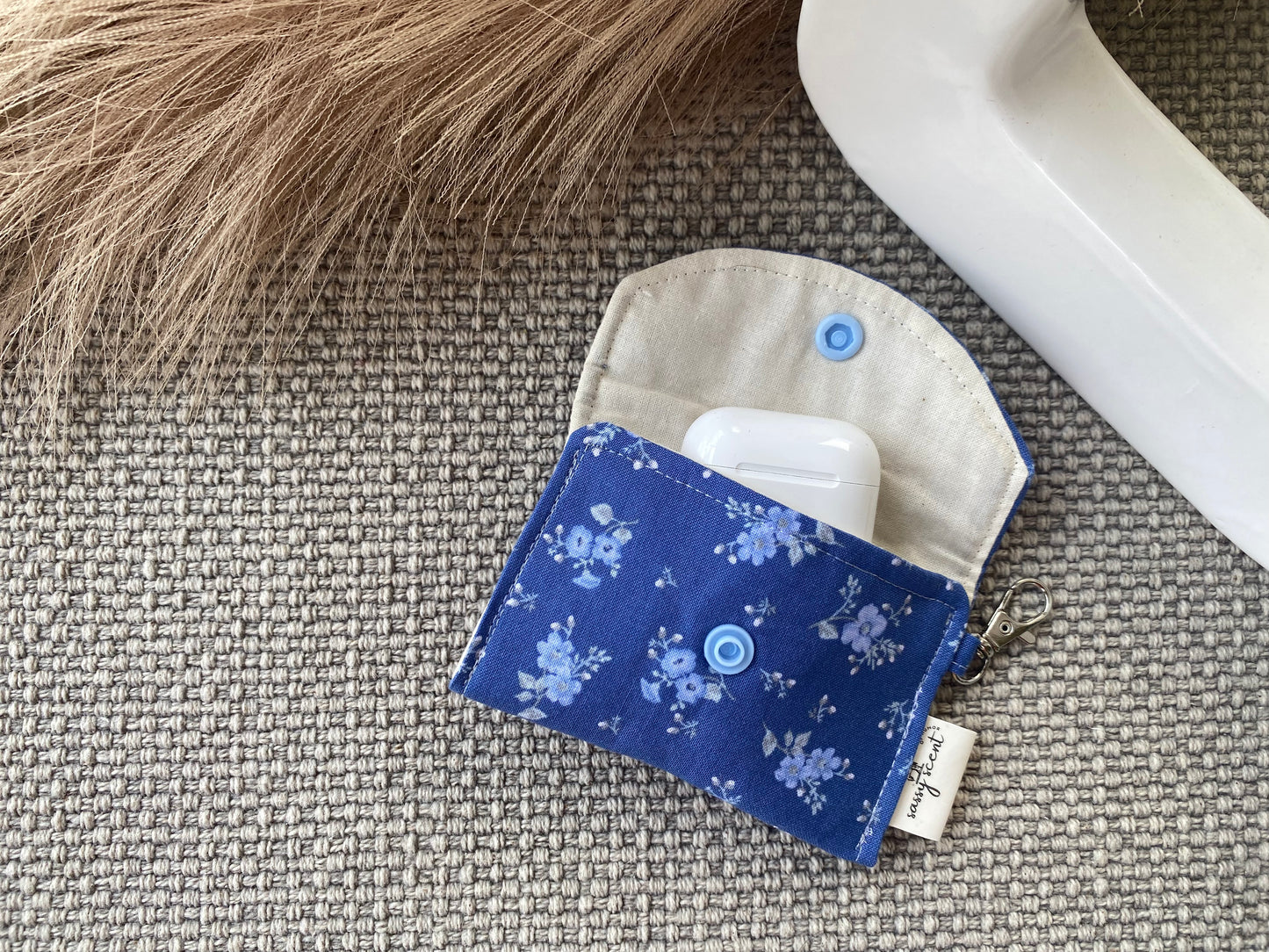 Blue Floral AirPod Pouch